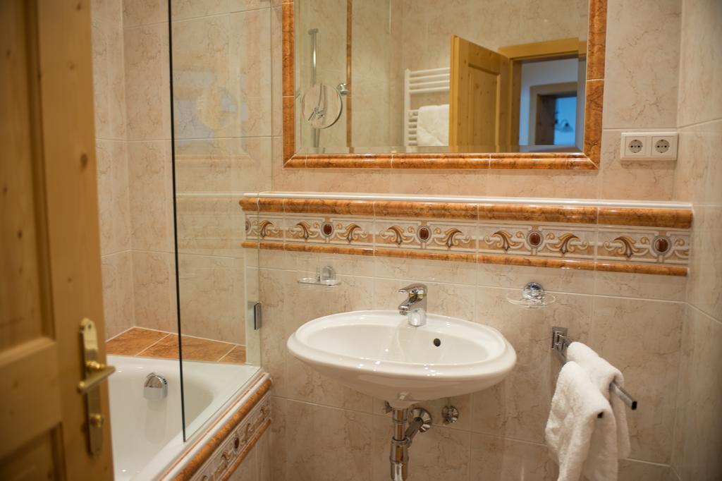 Abanico Appartements Seefeld in Tirol Zimmer foto