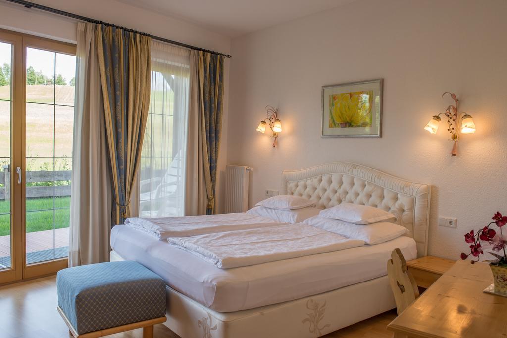 Abanico Appartements Seefeld in Tirol Zimmer foto